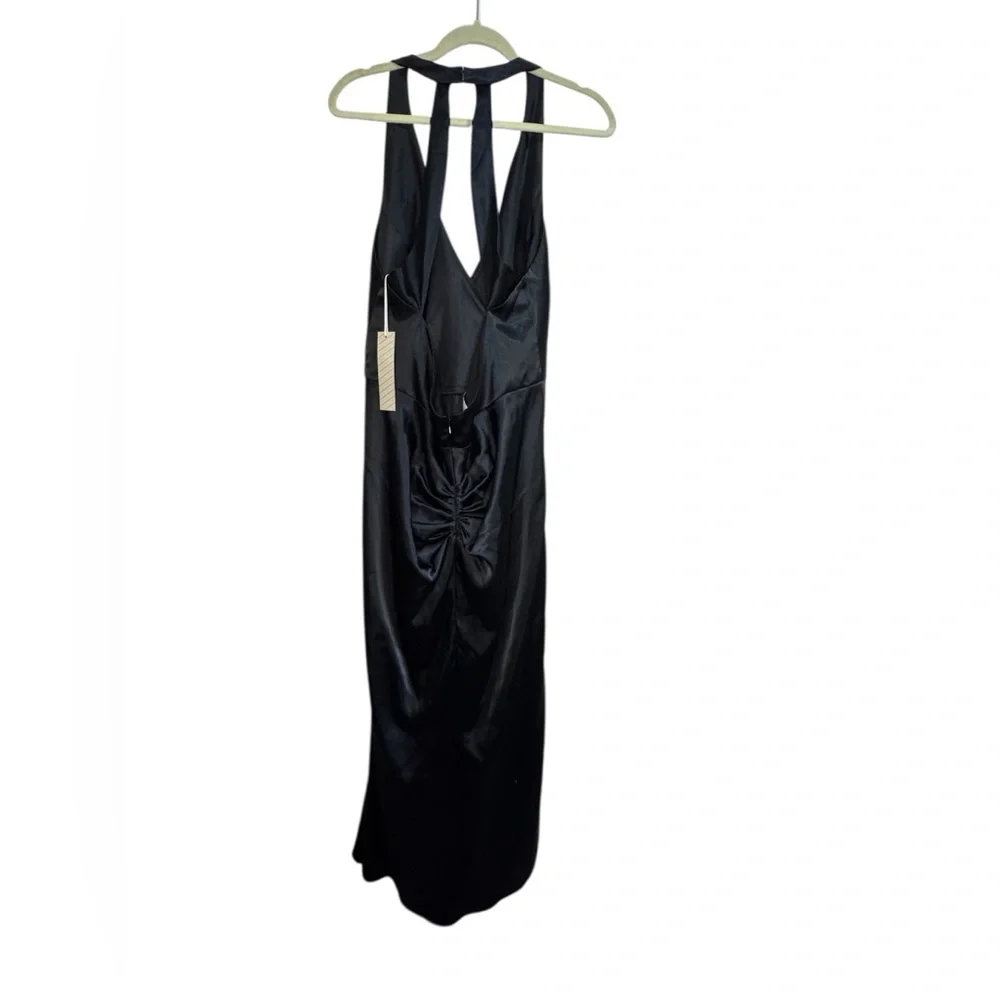 David’s Bridal Galina Signature Black Charmeuse Halter Dress - 22 - Picture 4 of 14